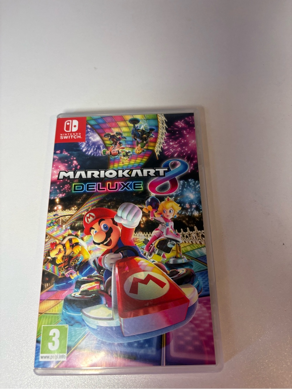 Nintendo Switch - Picture 3 of 16
